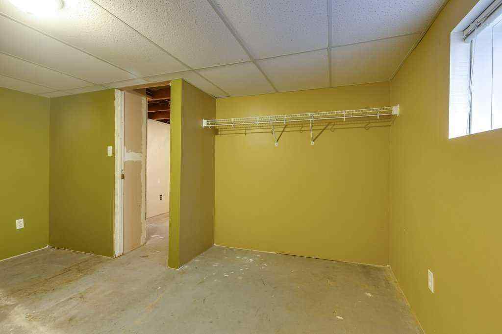 MLS&reg; # A2271713 - 4915 44 Street  in Central Innisfail Innisfail, Residential Open Houses