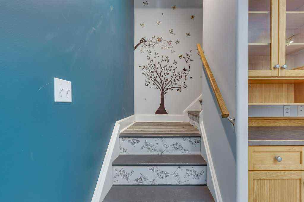 MLS&reg; # A2271713 - 4915 44 Street  in Central Innisfail Innisfail, Residential Open Houses