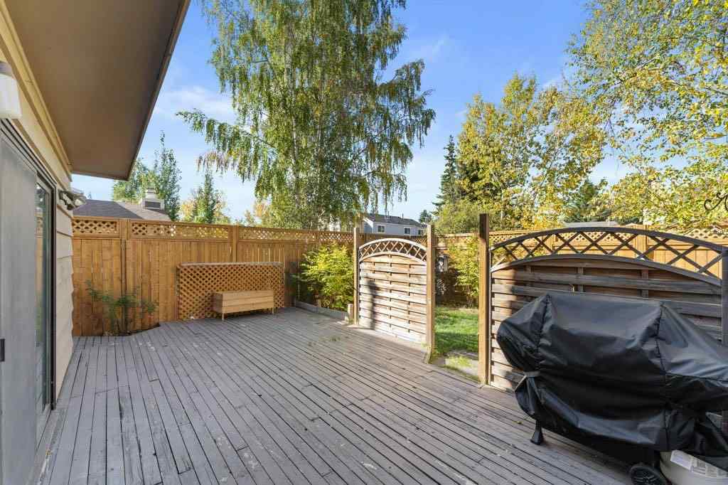 MLS&reg; # A2271714 - 47 Woodmont Way SW in Woodbine Calgary, Residential Open Houses