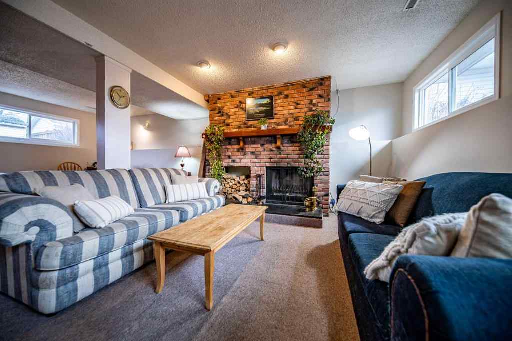 MLS&reg; # A2271725 - 11822 96 Street  in Crystal Ridge Grande Prairie, Residential Open Houses