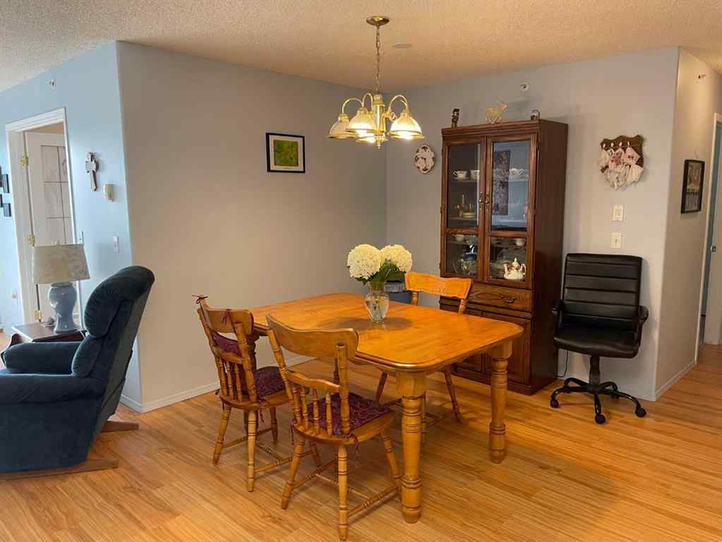 MLS&reg; # A2271728 - Unit #405 1881 17 Street  in NONE Didsbury, Residential Open Houses