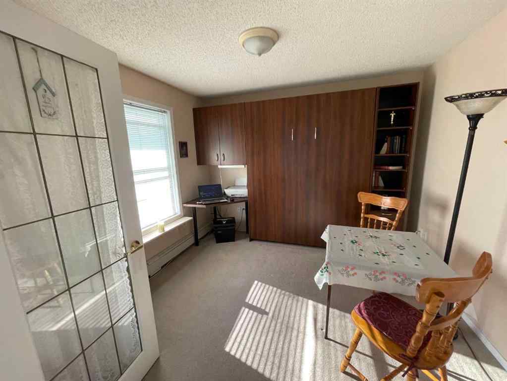 MLS&reg; # A2271728 - Unit #405 1881 17 Street  in NONE Didsbury, Residential Open Houses