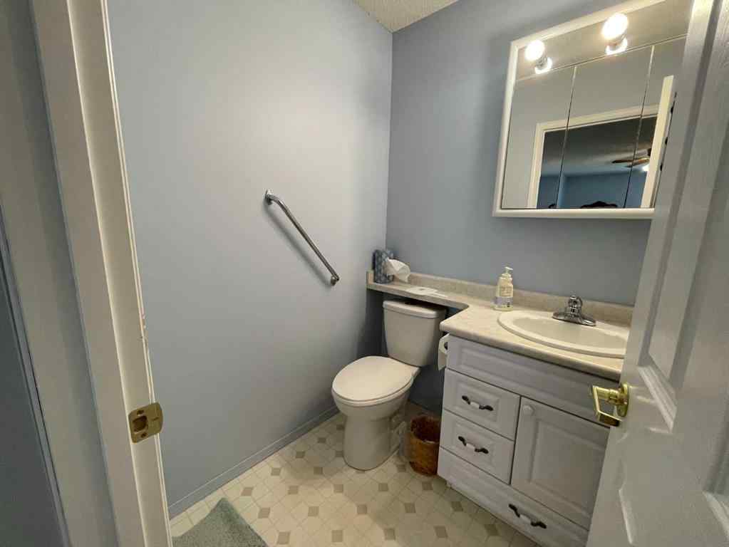 MLS&reg; # A2271728 - Unit #405 1881 17 Street  in NONE Didsbury, Residential Open Houses