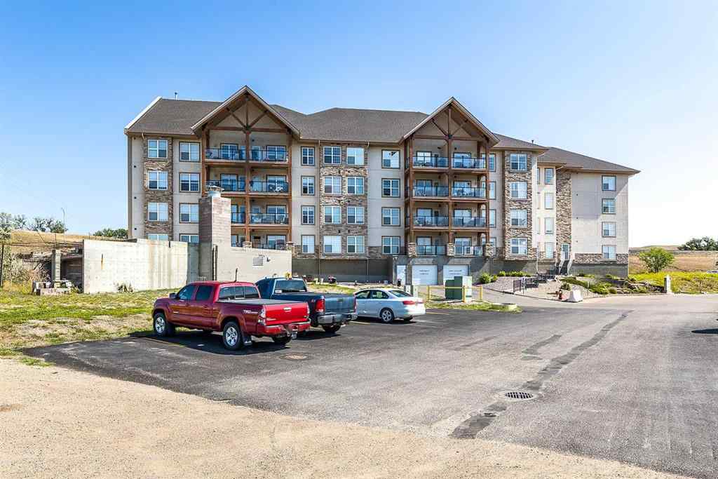 MLS&reg; # A2271732 - Unit #329 201 River Ridge Drive NW in Riverside Medicine Hat, Residential Open Houses
