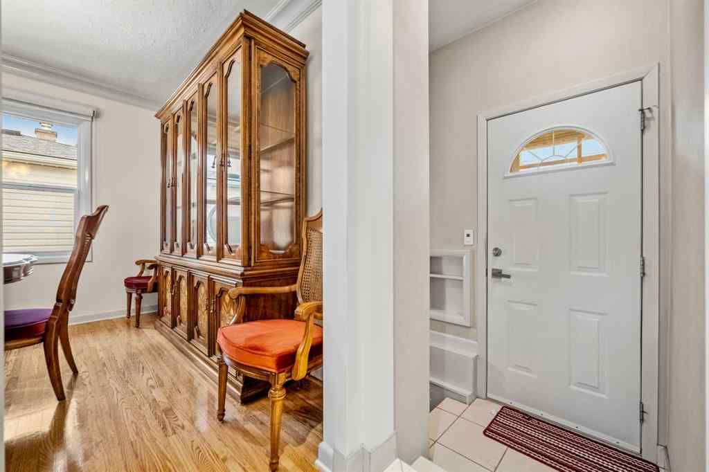 MLS&reg; # A2271735 - 1228 Richland Road NE in Renfrew Calgary, Residential Open Houses