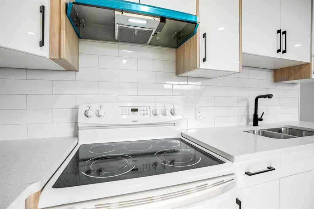 MLS® # A2271744 - 264 Penbrooke Close SE in Penbrooke Meadows Calgary, Residential Open Houses