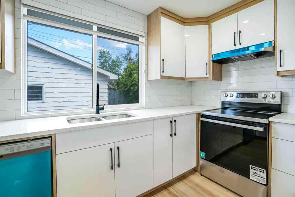 MLS® # A2271744 - 264 Penbrooke Close SE in Penbrooke Meadows Calgary, Residential Open Houses