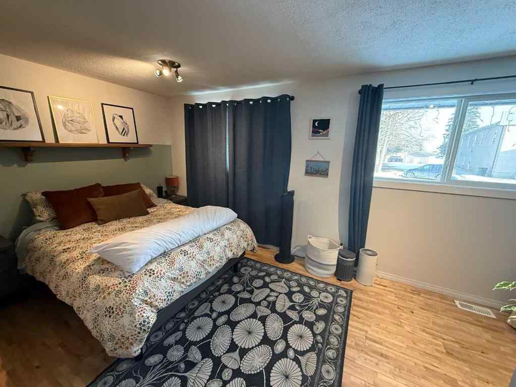 MLS&reg; # A2271745 - 106 DOUGLAS Drive  in Hardisty Hinton, Residential Open Houses