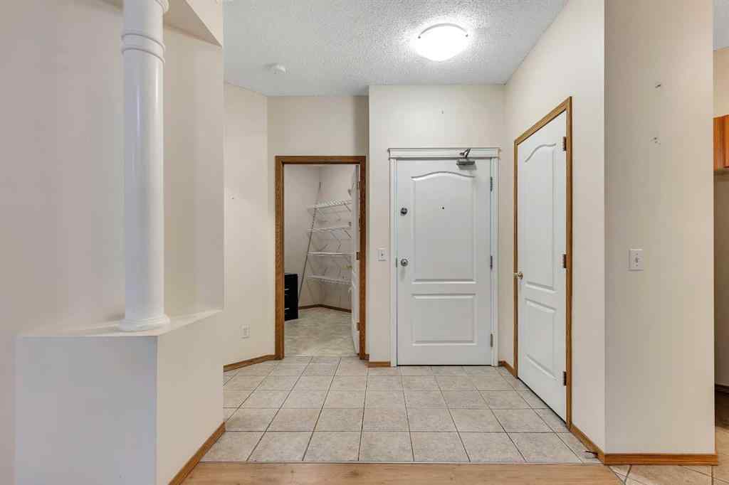 MLS® # A2271752 - Unit #107 108 Edgeridge Terrace NW in Edgemont Calgary, Residential Open Houses