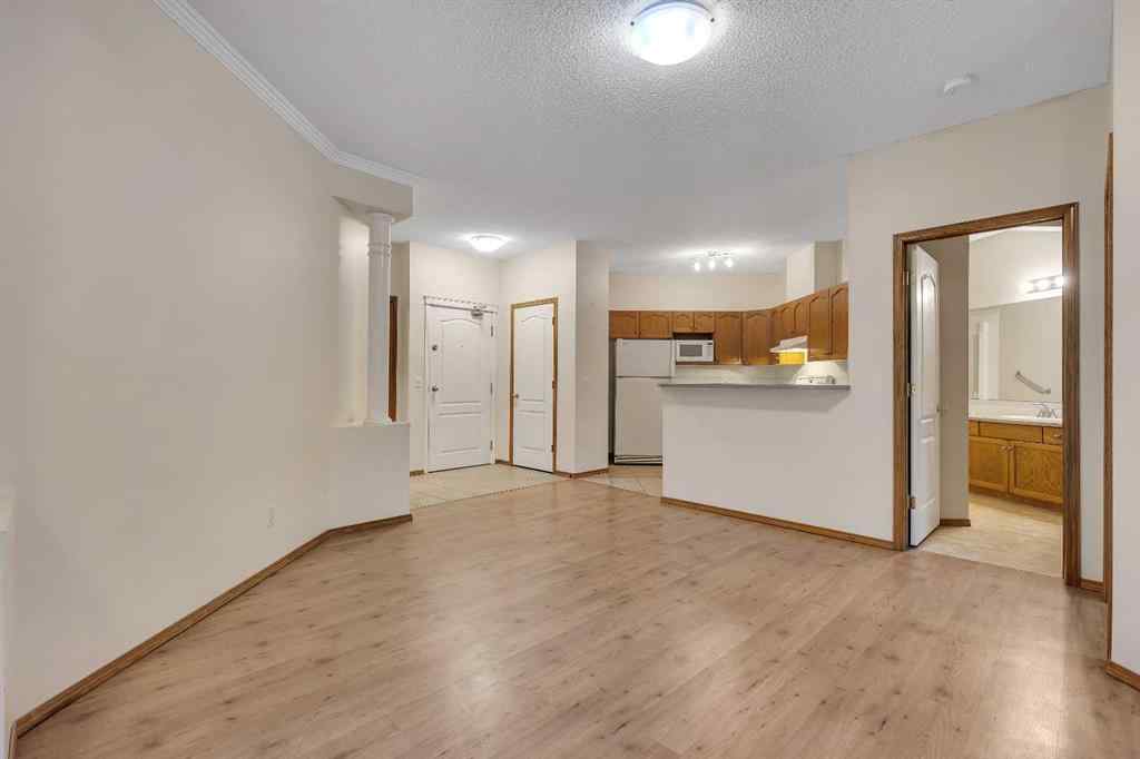 MLS® # A2271752 - Unit #107 108 Edgeridge Terrace NW in Edgemont Calgary, Residential Open Houses