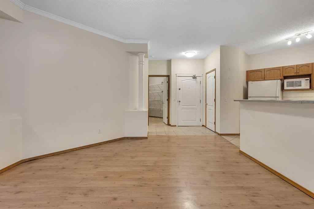 MLS® # A2271752 - Unit #107 108 Edgeridge Terrace NW in Edgemont Calgary, Residential Open Houses