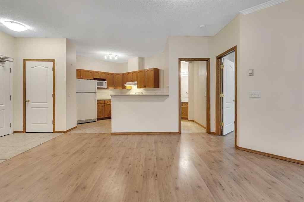 MLS® # A2271752 - Unit #107 108 Edgeridge Terrace NW in Edgemont Calgary, Residential Open Houses