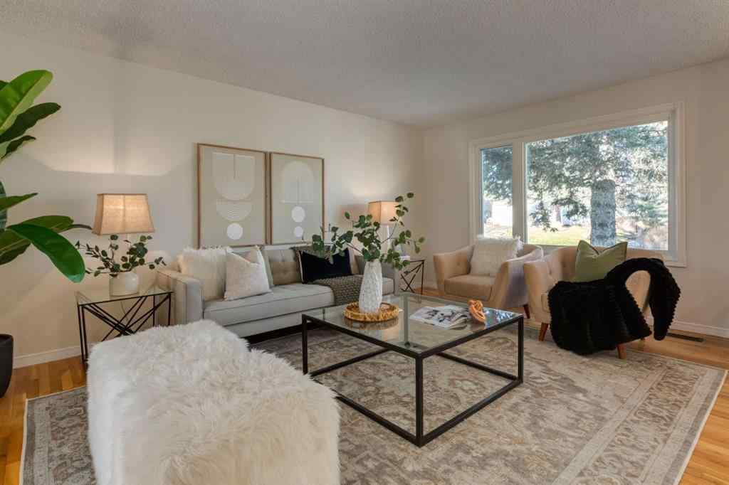 MLS® # A2271755 - 743 Sabrina Road SW in Southwood Calgary, Residential Open Houses