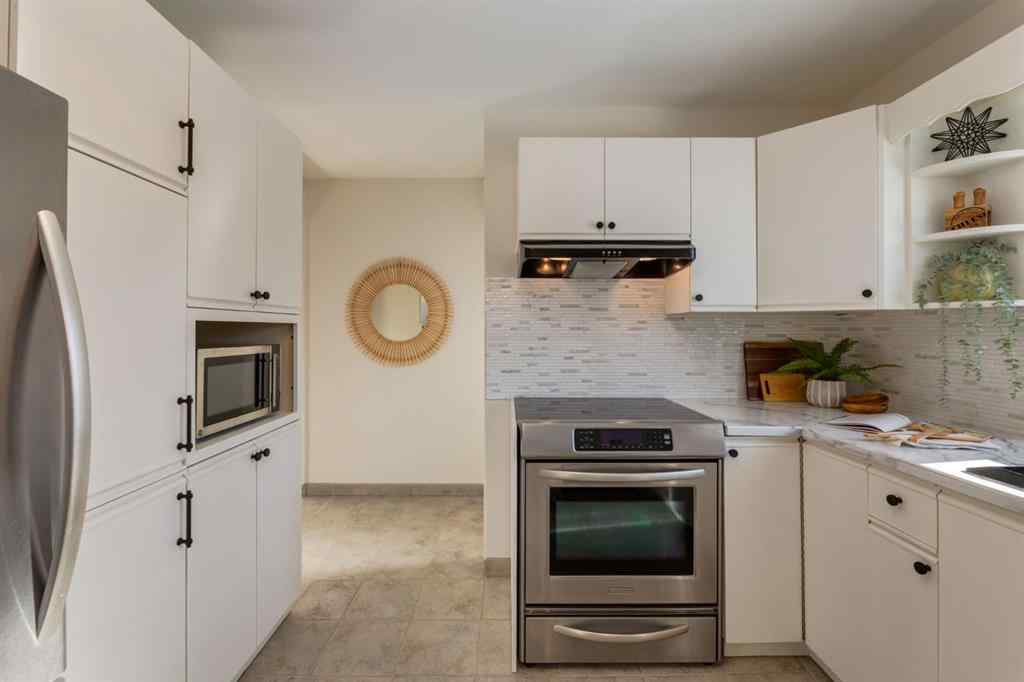 MLS® # A2271755 - 743 Sabrina Road SW in Southwood Calgary, Residential Open Houses