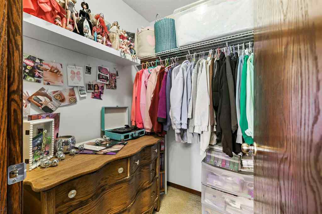 MLS® # A2271757 - 100 Hillcrest Boulevard  in Hillview Estates Strathmore, Residential Open Houses