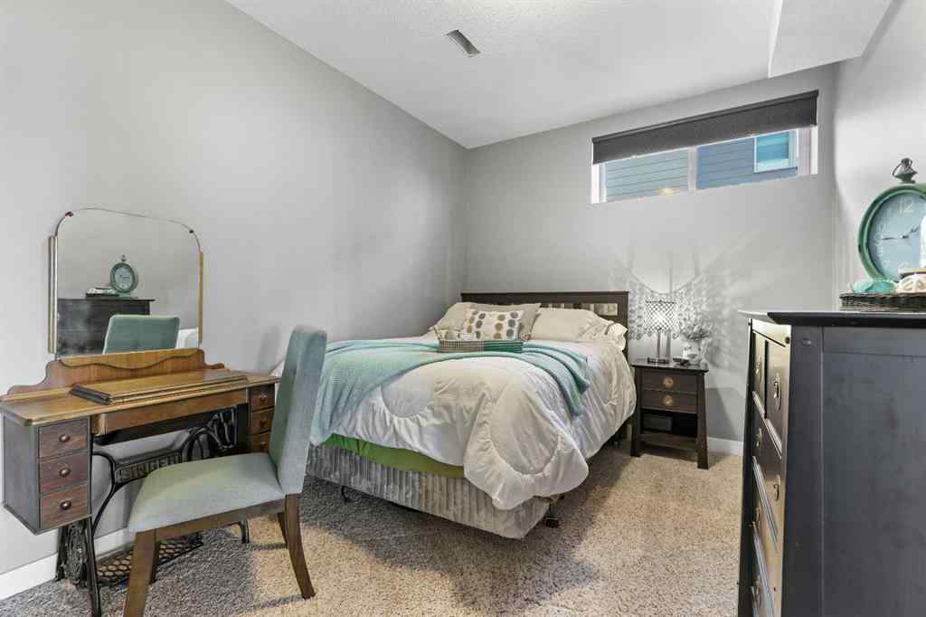 MLS® # A2271757 - 100 Hillcrest Boulevard  in Hillview Estates Strathmore, Residential Open Houses