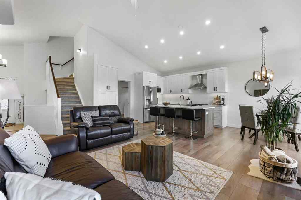 MLS® # A2271757 - 100 Hillcrest Boulevard  in Hillview Estates Strathmore, Residential Open Houses