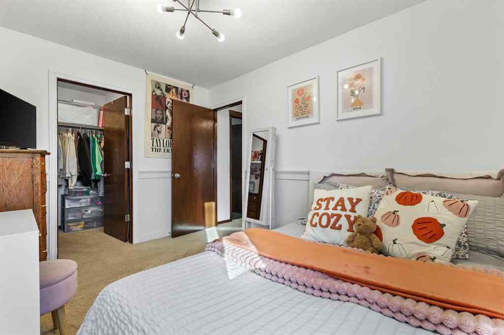 MLS® # A2271757 - 100 Hillcrest Boulevard  in Hillview Estates Strathmore, Residential Open Houses