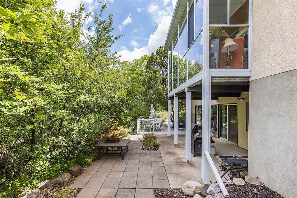 MLS&reg; # A2271765 - 22 Chinook Drive SW in SW Hill Medicine Hat, Residential Open Houses