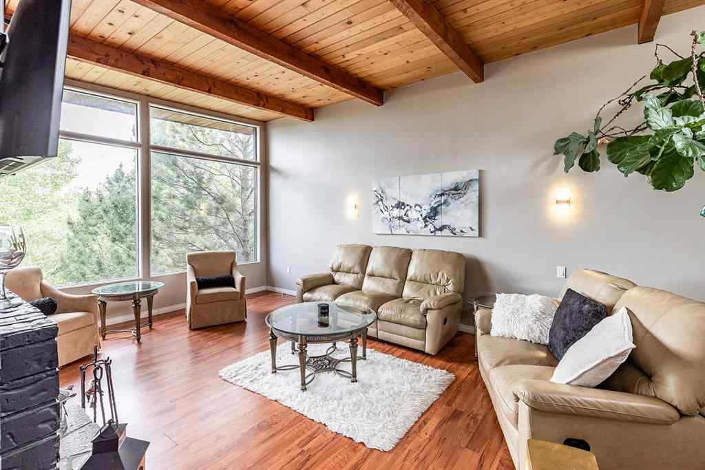 MLS&reg; # A2271765 - 22 Chinook Drive SW in SW Hill Medicine Hat, Residential Open Houses