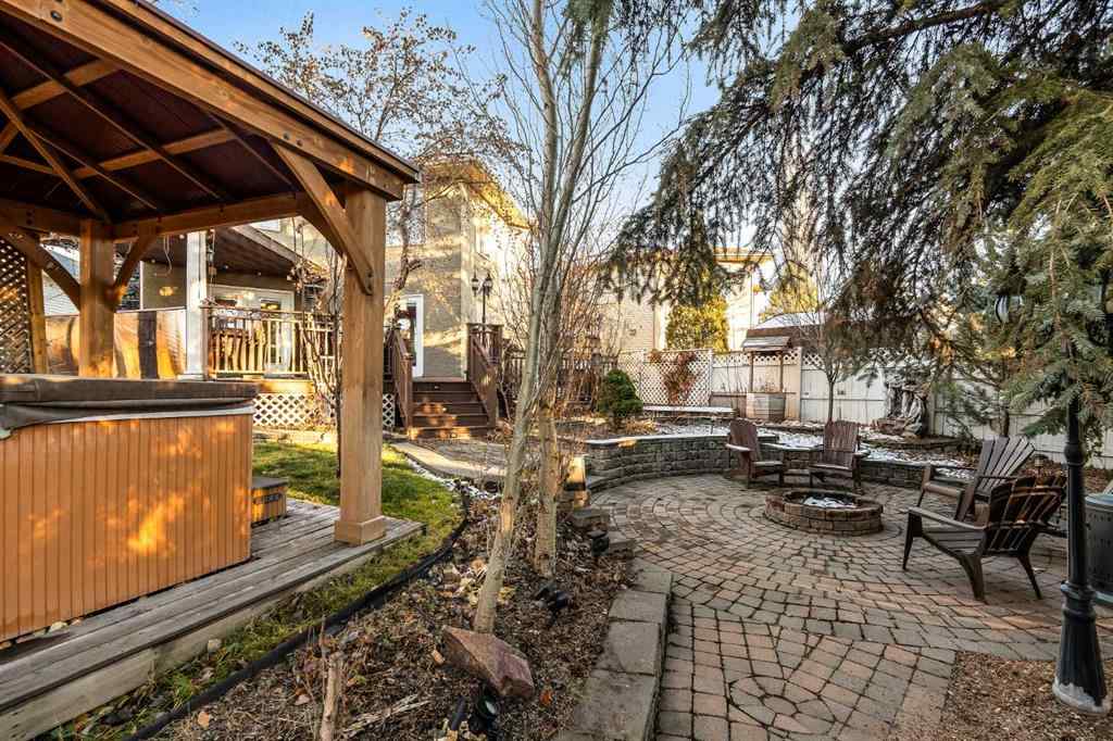 MLS® # A2271767 - 25 McKinley Bay SE in McKenzie Lake Calgary, Residential Open Houses