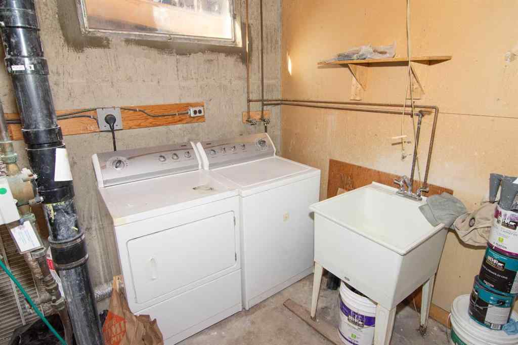 MLS&reg; # A2271769 - 3429 33A Avenue SE in Dover Calgary, Residential Open Houses