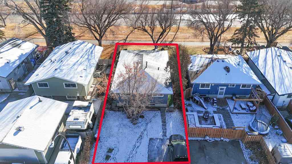 MLS&reg; # A2271769 - 3429 33A Avenue SE in Dover Calgary, Residential Open Houses