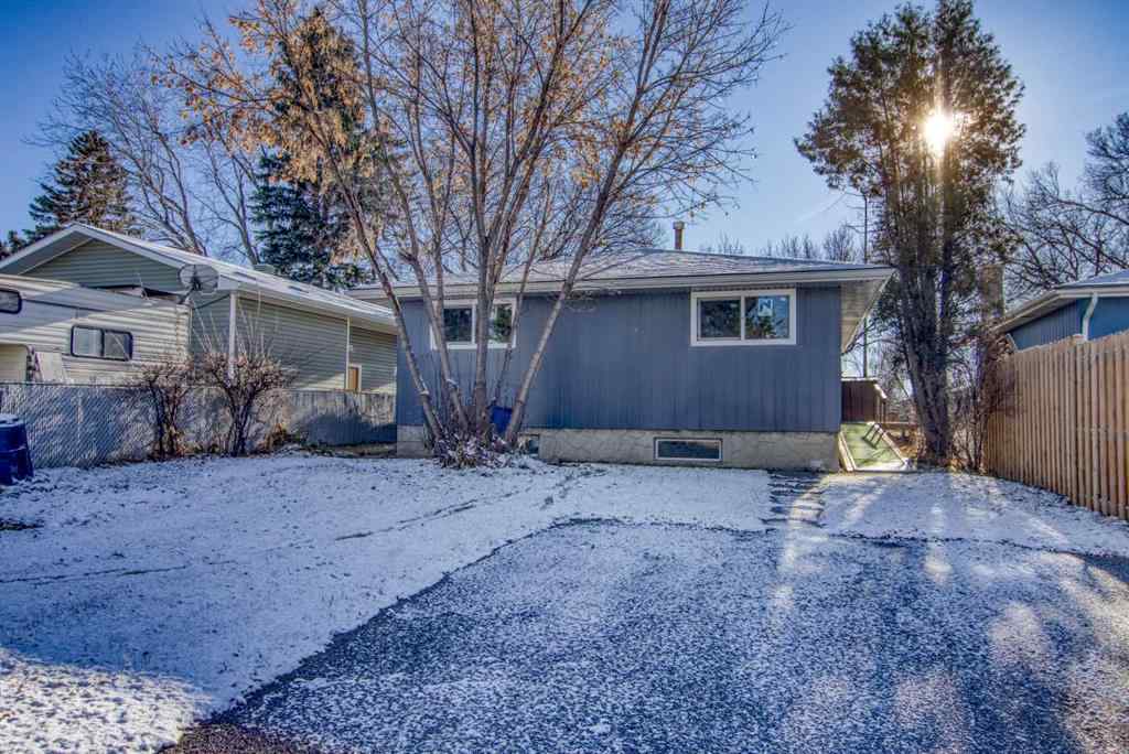 MLS&reg; # A2271769 - 3429 33A Avenue SE in Dover Calgary, Residential Open Houses