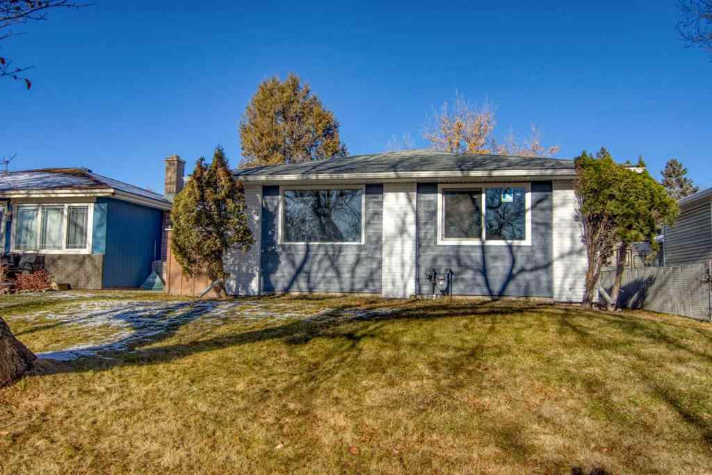 MLS&reg; # A2271769 - 3429 33A Avenue SE in Dover Calgary, Residential Open Houses
