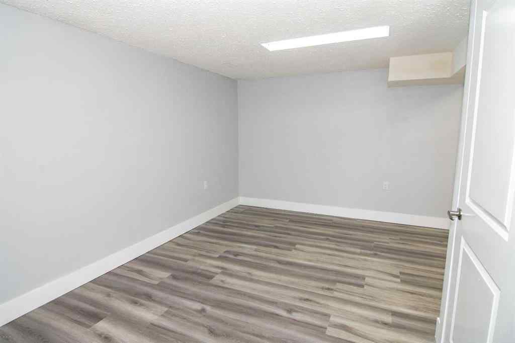 MLS&reg; # A2271769 - 3429 33A Avenue SE in Dover Calgary, Residential Open Houses