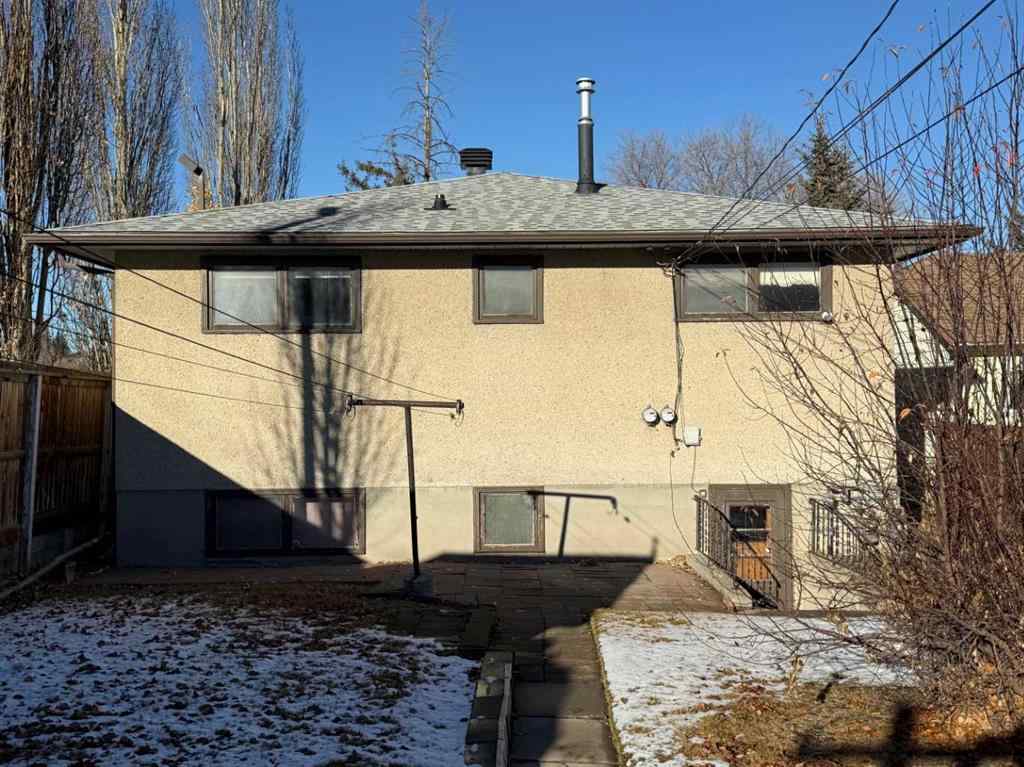 MLS&reg; # A2271771 - 111 27 Avenue NE in Tuxedo Park Calgary, Residential Open Houses