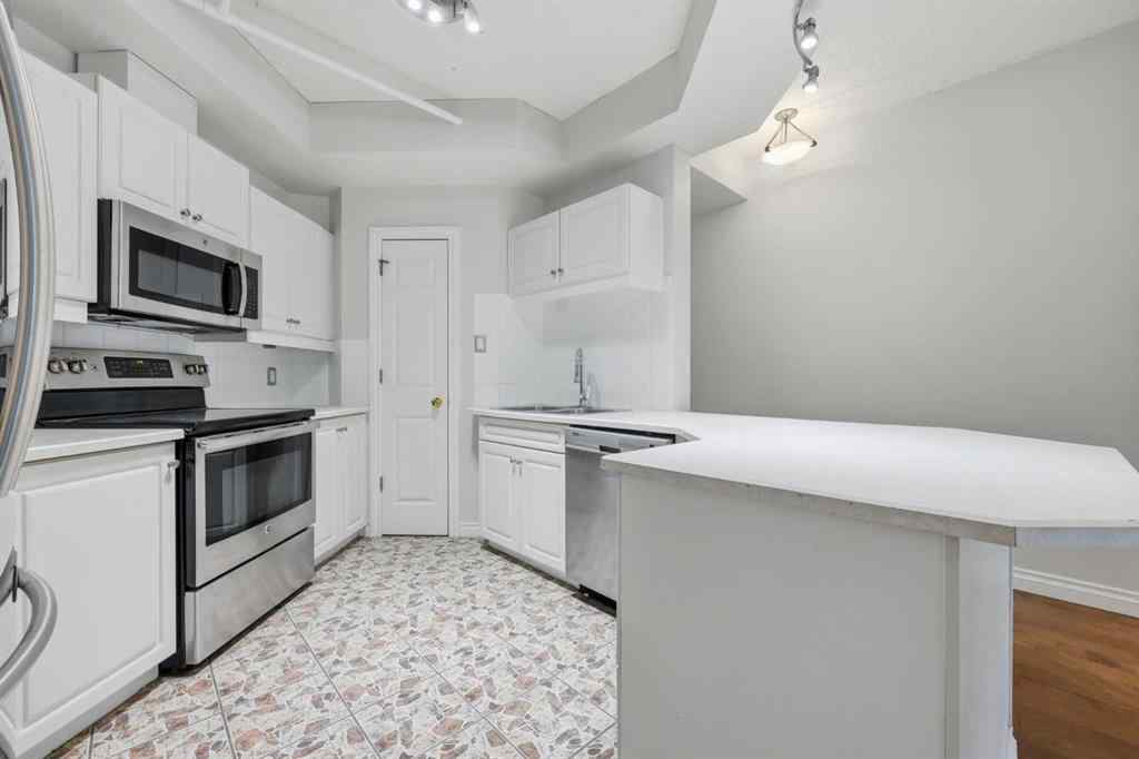 MLS&reg; # A2271775 - Unit #402 820 15 Avenue SW in Beltline Calgary, Residential Open Houses