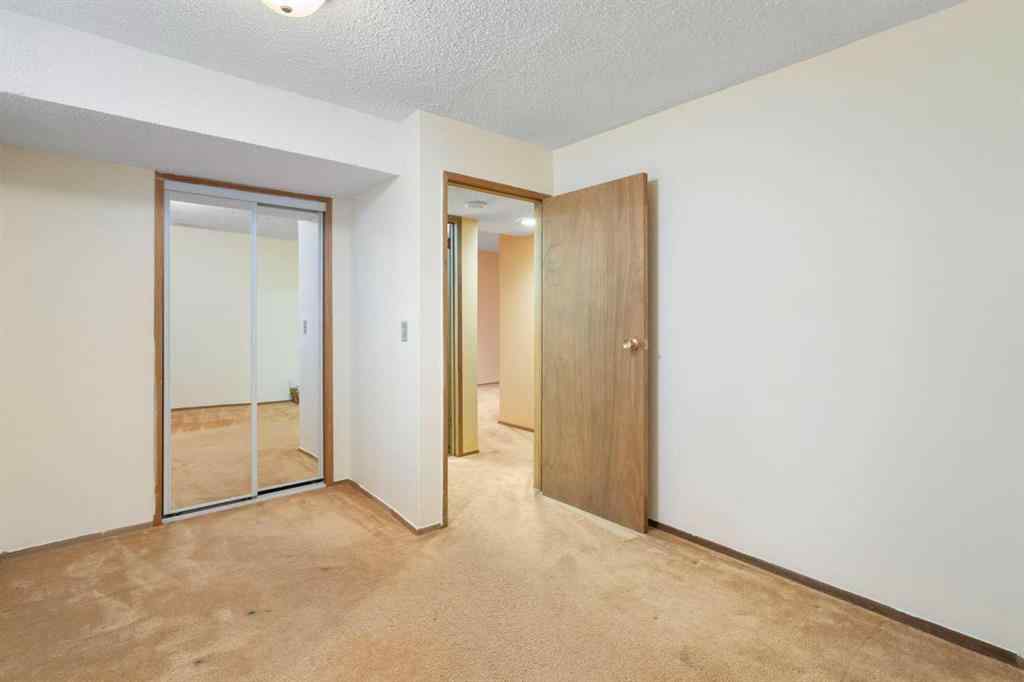 MLS&reg; # A2271776 - 123 Glacier Drive SW in Glamorgan Calgary, Residential Open Houses
