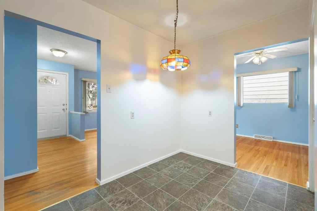 MLS&reg; # A2271776 - 123 Glacier Drive SW in Glamorgan Calgary, Residential Open Houses