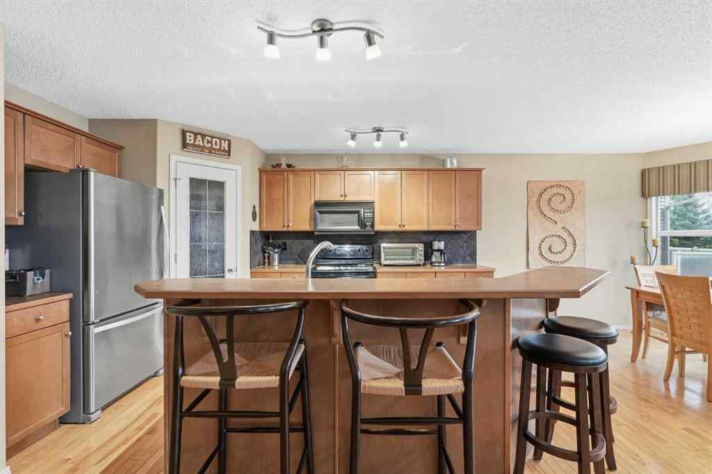 MLS&reg; # A2271780 - 149 Springborough Way SW in Springbank Hill Calgary, Residential Open Houses