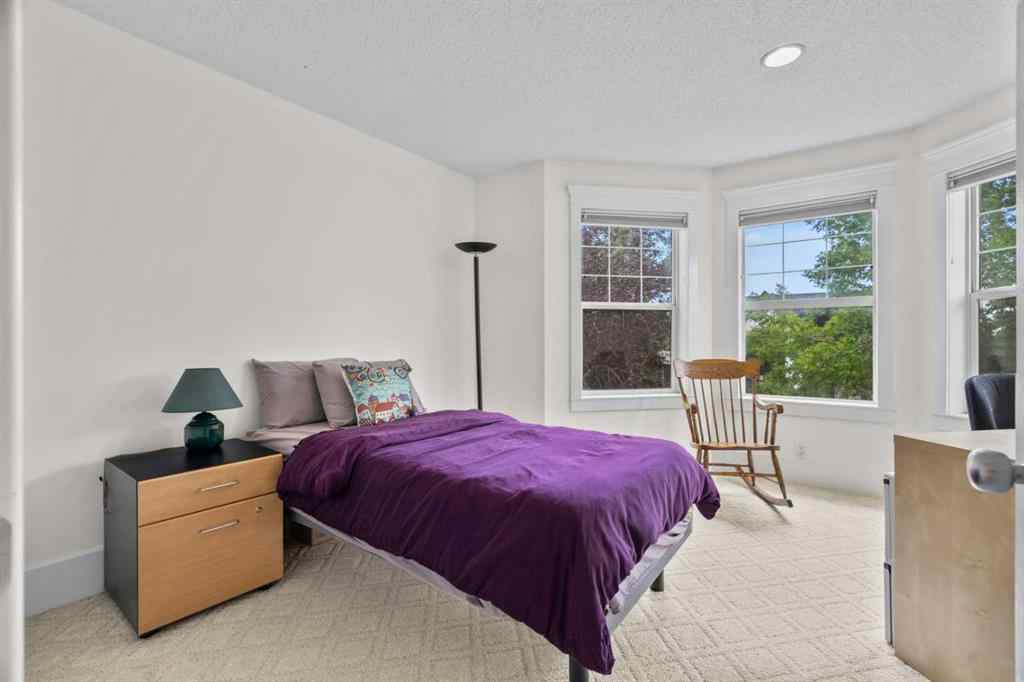 MLS&reg; # A2271782 - 3111 39 Street SW in Glenbrook Calgary, Residential Open Houses