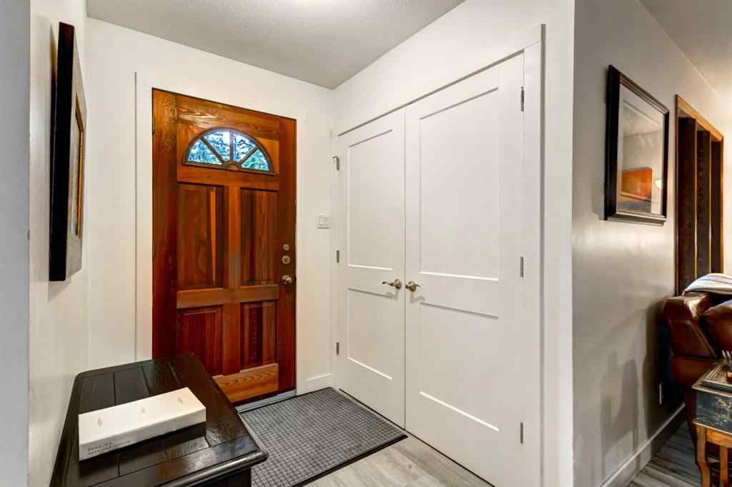 MLS&reg; # A2271788 - 1050 Rundleview Drive  in Rundleview Ests Canmore, Residential Open Houses