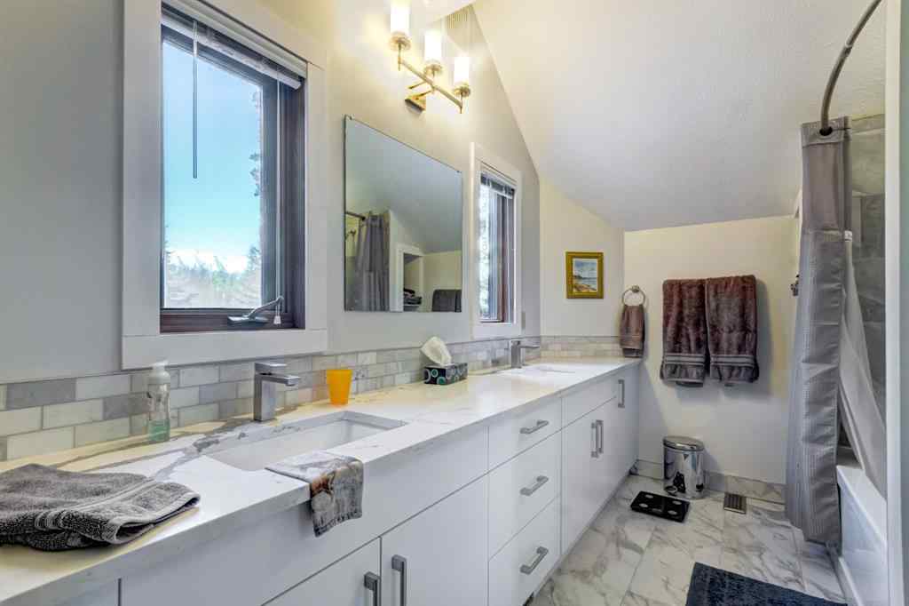 MLS&reg; # A2271788 - 1050 Rundleview Drive  in Rundleview Ests Canmore, Residential Open Houses