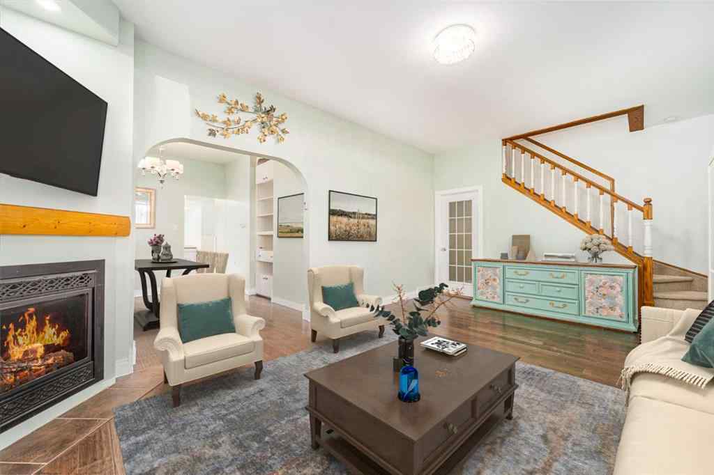 MLS&reg; # A2271796 - 1230 5A Avenue S in London Road Lethbridge, Residential Open Houses