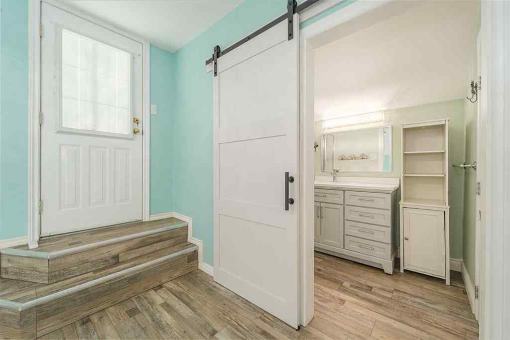 MLS&reg; # A2271796 - 1230 5A Avenue S in London Road Lethbridge, Residential Open Houses