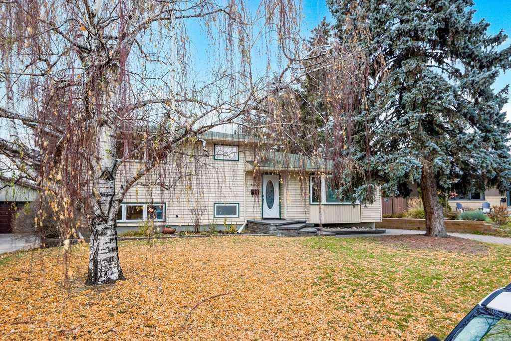 MLS® # A2271801 - 6407 Lombardy Crescent SW in North Glenmore Park Calgary, Residential Open Houses