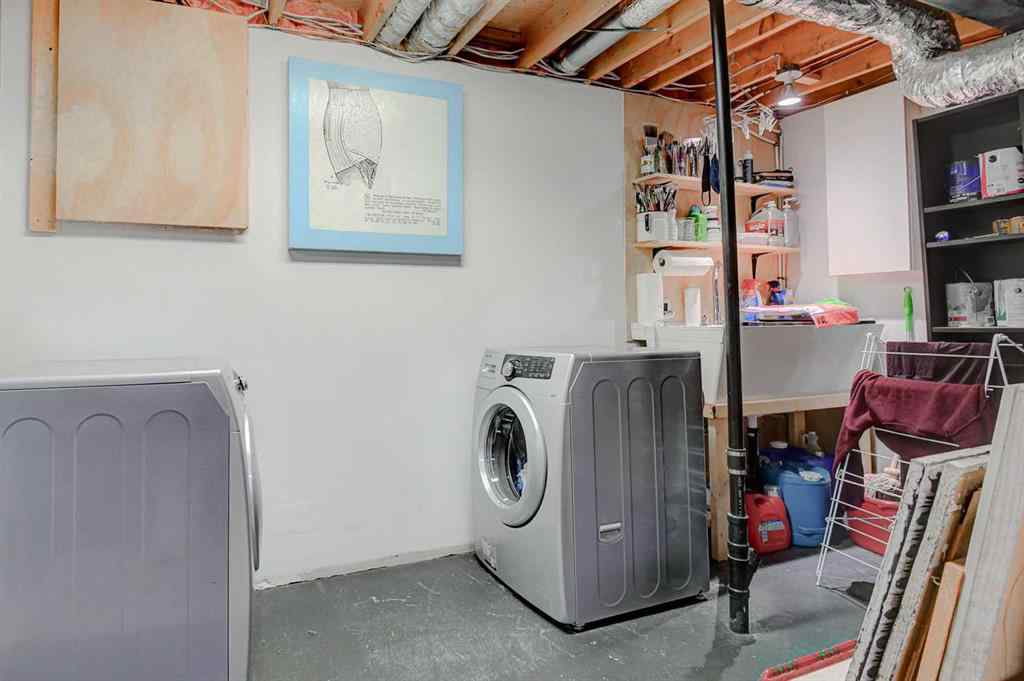 MLS&reg; # A2271803 - 80 Woodglen Road SW in Woodbine Calgary, Residential Open Houses