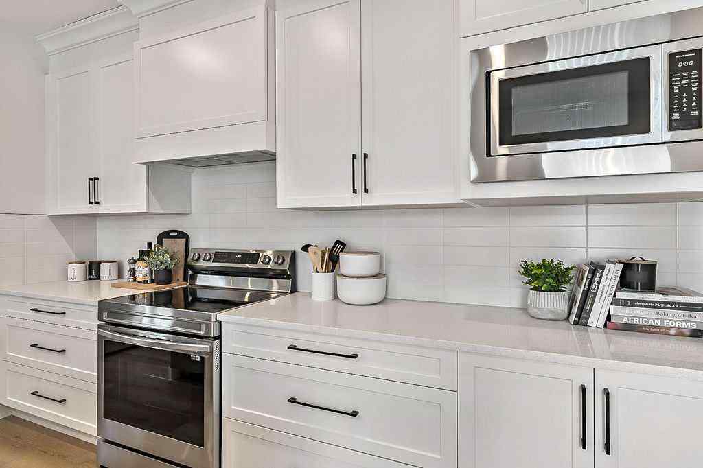 MLS&reg; # A2271810 - 48 Drake Landing Square  in Drake Landing Okotoks, Residential Open Houses