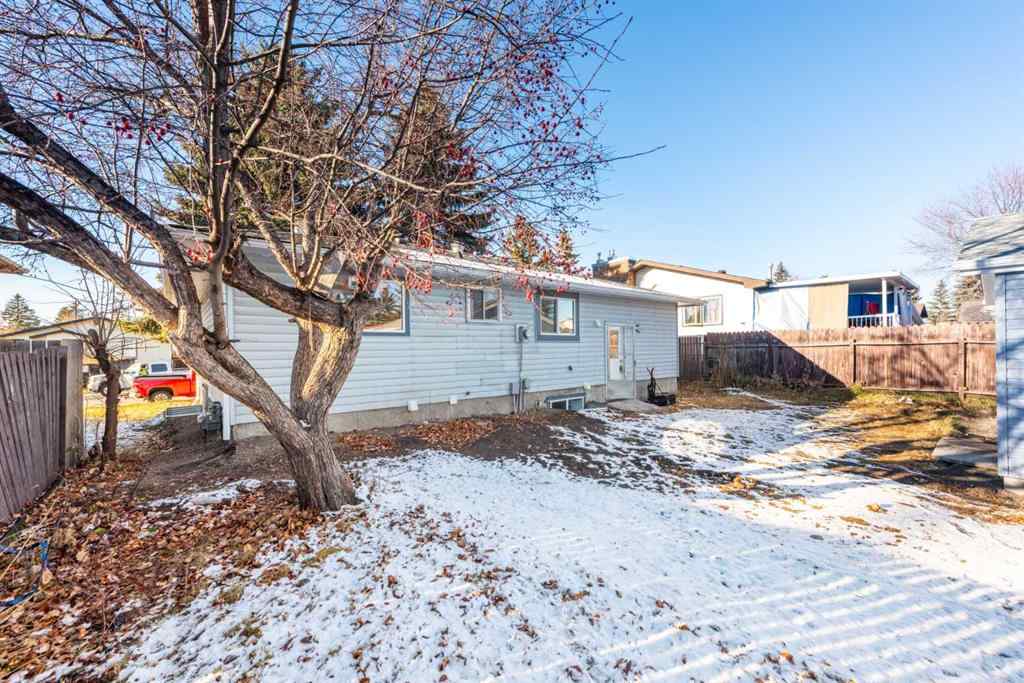 MLS&reg; # A2271812 - 1736 41 Street NE in Rundle Calgary, Residential Open Houses