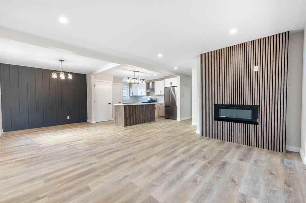 MLS&reg; # A2271812 - 1736 41 Street NE in Rundle Calgary, Residential Open Houses