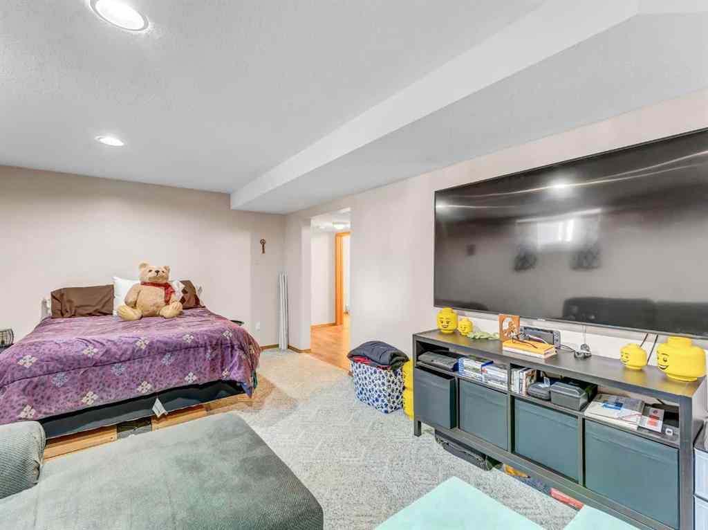 MLS&reg; # A2271829 - 10 Stanfield Place SE in SE Southridge Medicine Hat, Residential Open Houses