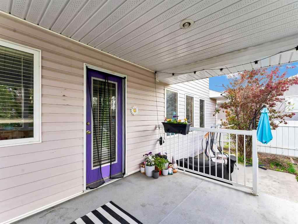 MLS&reg; # A2271829 - 10 Stanfield Place SE in SE Southridge Medicine Hat, Residential Open Houses