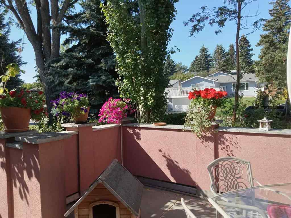 MLS&reg; # A2271834 - 5020 Nemiskam Road NW in North Haven Calgary, Residential Open Houses