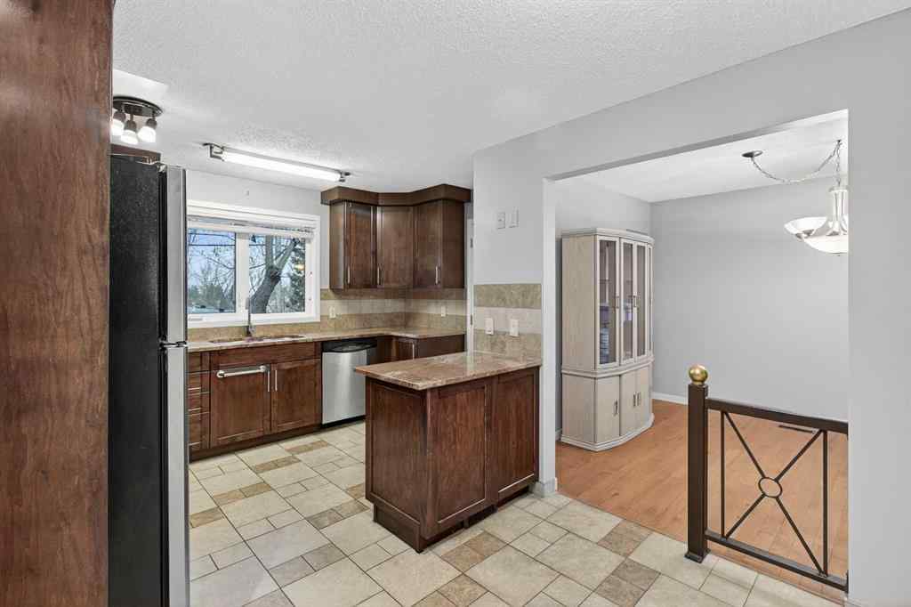 MLS&reg; # A2271834 - 5020 Nemiskam Road NW in North Haven Calgary, Residential Open Houses