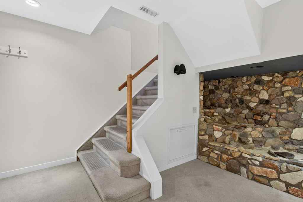 MLS&reg; # A2271834 - 5020 Nemiskam Road NW in North Haven Calgary, Residential Open Houses